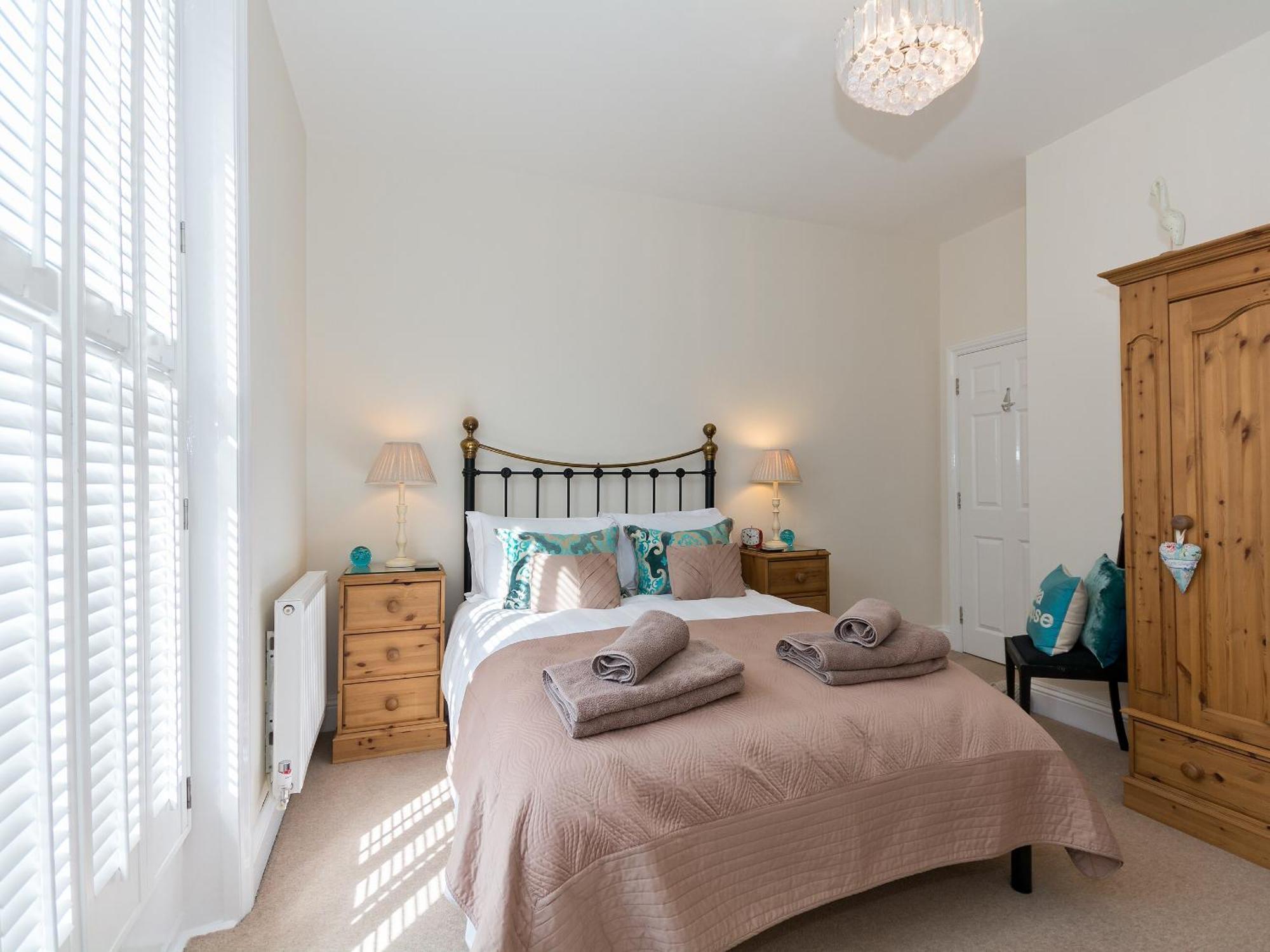 Sea Glimpse Villa Whitby Ngoại thất bức ảnh