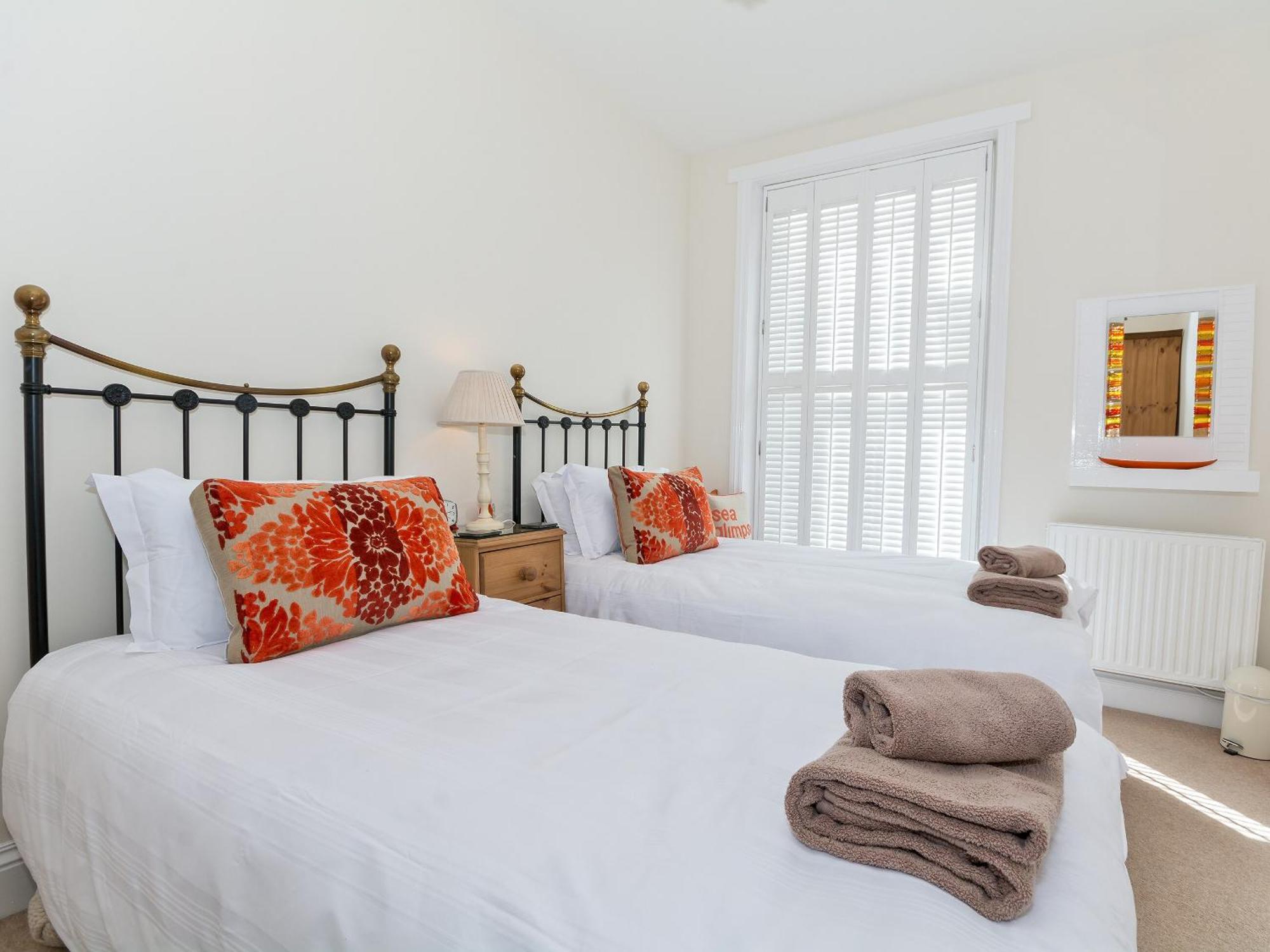 Sea Glimpse Villa Whitby Ngoại thất bức ảnh